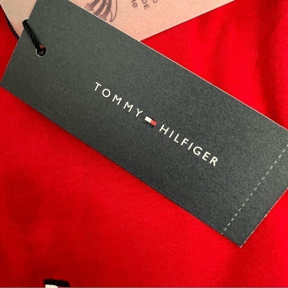 Tommy Hilfiger Men’s Pullover Shirts Sz Medium Color Red Short Sleeves $39.50 - Picture 8 of 11